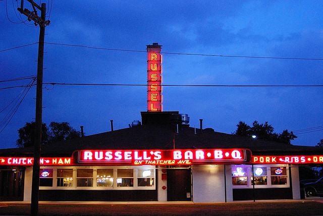 Russell's BBQ Russlls
